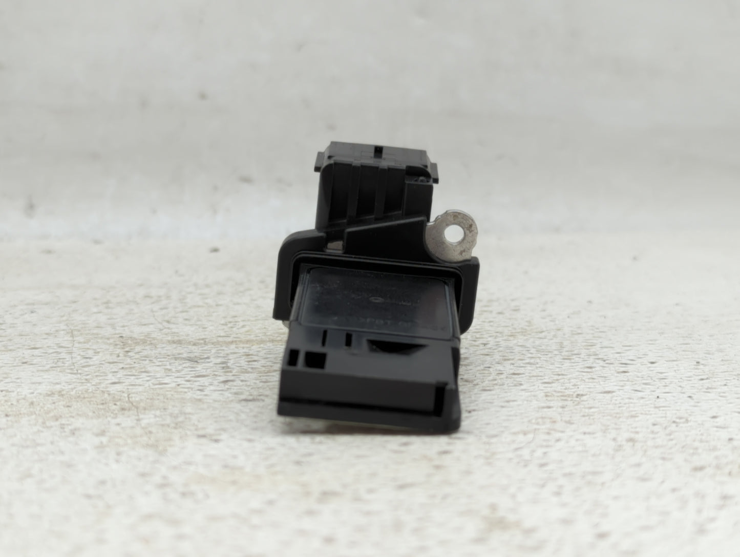 2014-2019 Gmc Sierra 1500 Mass Air Flow Meter Maf - Oemusedautoparts1.com