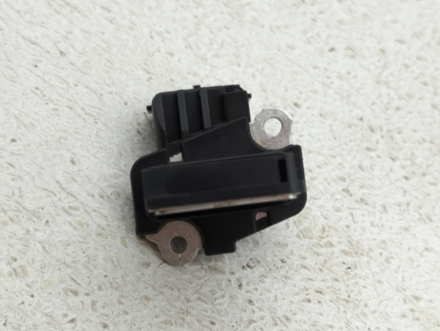 2014-2019 Gmc Sierra 1500 Mass Air Flow Meter Maf - Oemusedautoparts1.com