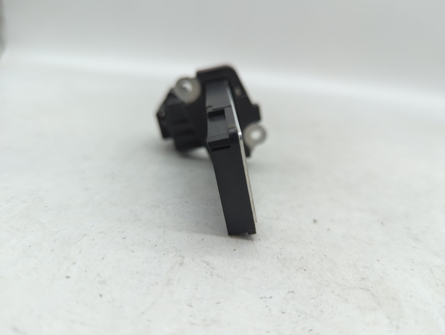 2014-2019 Gmc Sierra 1500 Mass Air Flow Meter Maf - Oemusedautoparts1.com