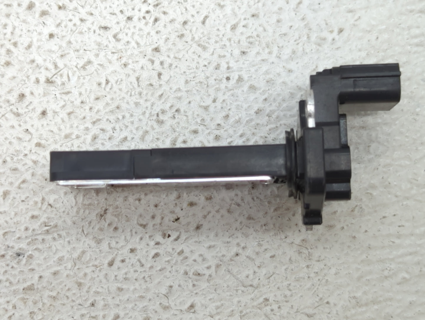 2014-2019 Gmc Sierra 1500 Mass Air Flow Meter Maf - Oemusedautoparts1.com