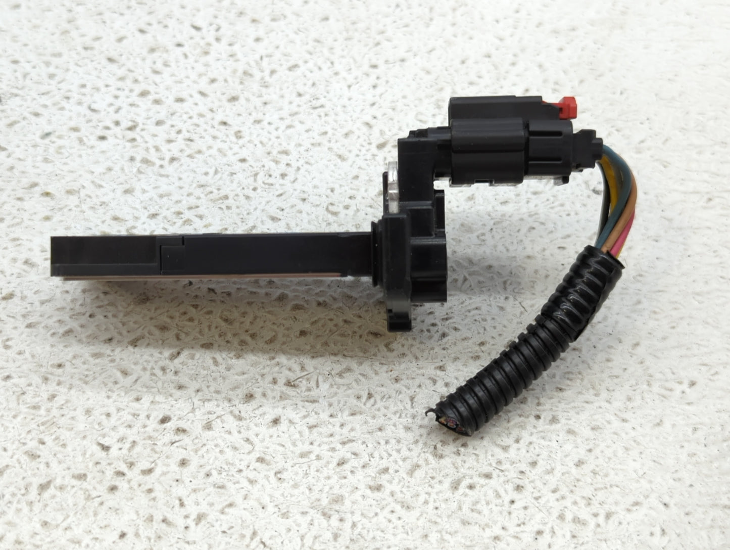 2014-2019 Gmc Sierra 1500 Mass Air Flow Meter Maf - Oemusedautoparts1.com