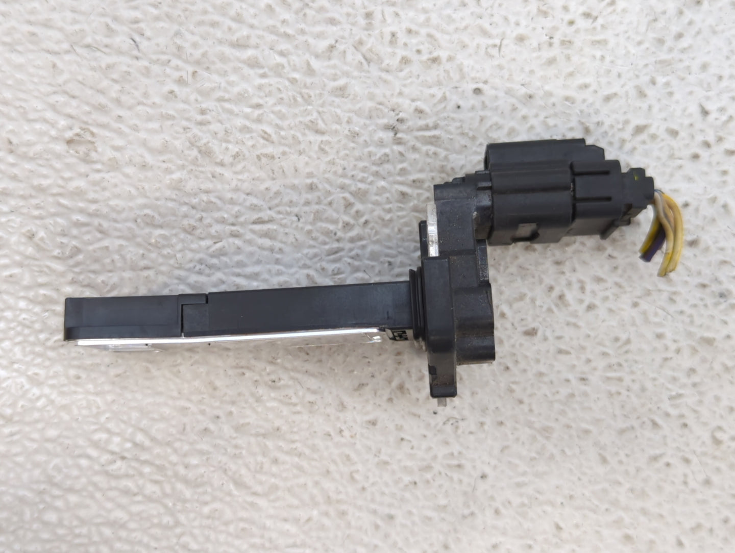 2014-2019 Gmc Sierra 1500 Mass Air Flow Meter Maf - Oemusedautoparts1.com