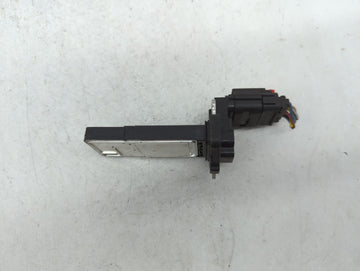 2014-2019 Gmc Sierra 1500 Mass Air Flow Meter Maf - Oemusedautoparts1.com