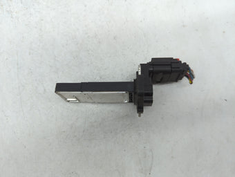 compare product 2014-2019 Gmc Sierra 1500 Mass Air Flow Meter Maf Sensor 404309