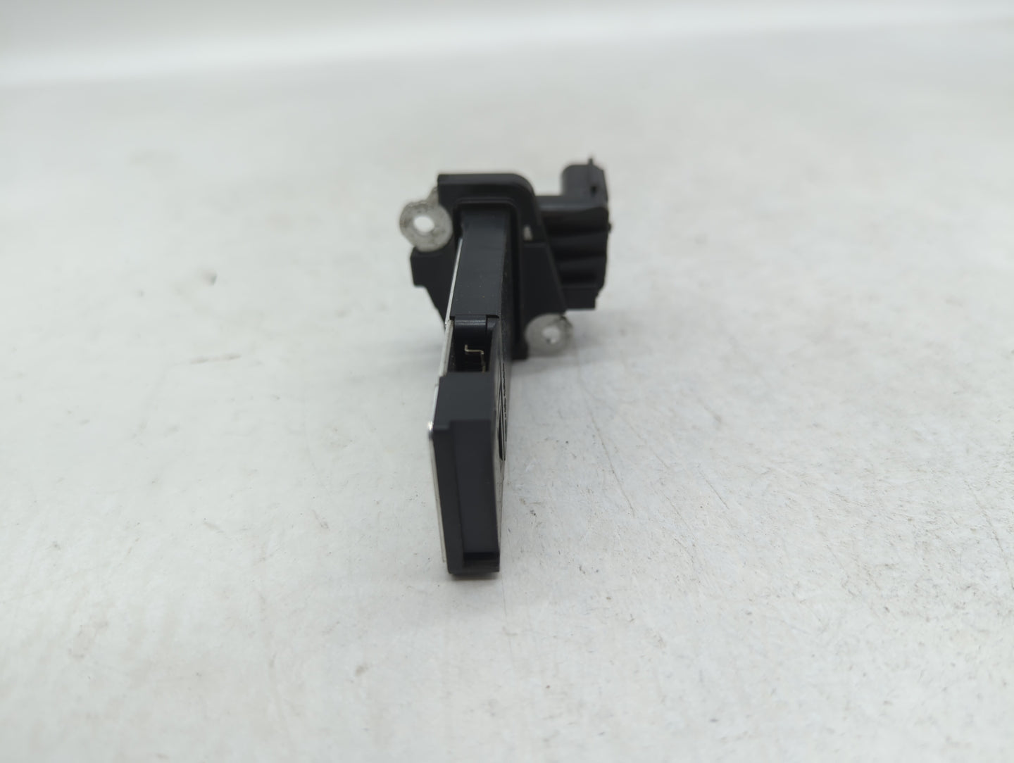 2014-2019 Gmc Sierra 1500 Mass Air Flow Meter Maf - Oemusedautoparts1.com