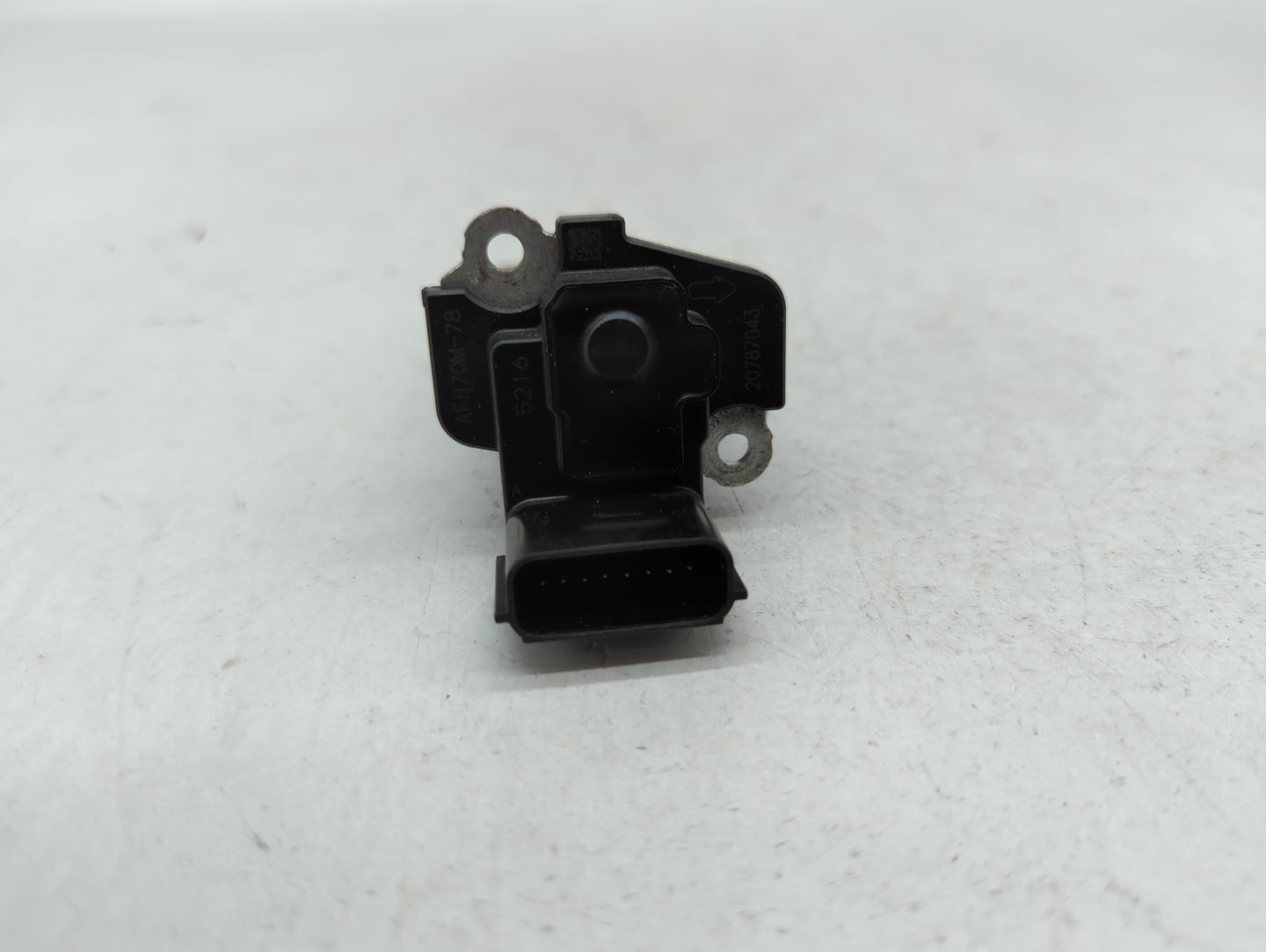2014-2019 Gmc Sierra 1500 Mass Air Flow Meter Maf - Oemusedautoparts1.com