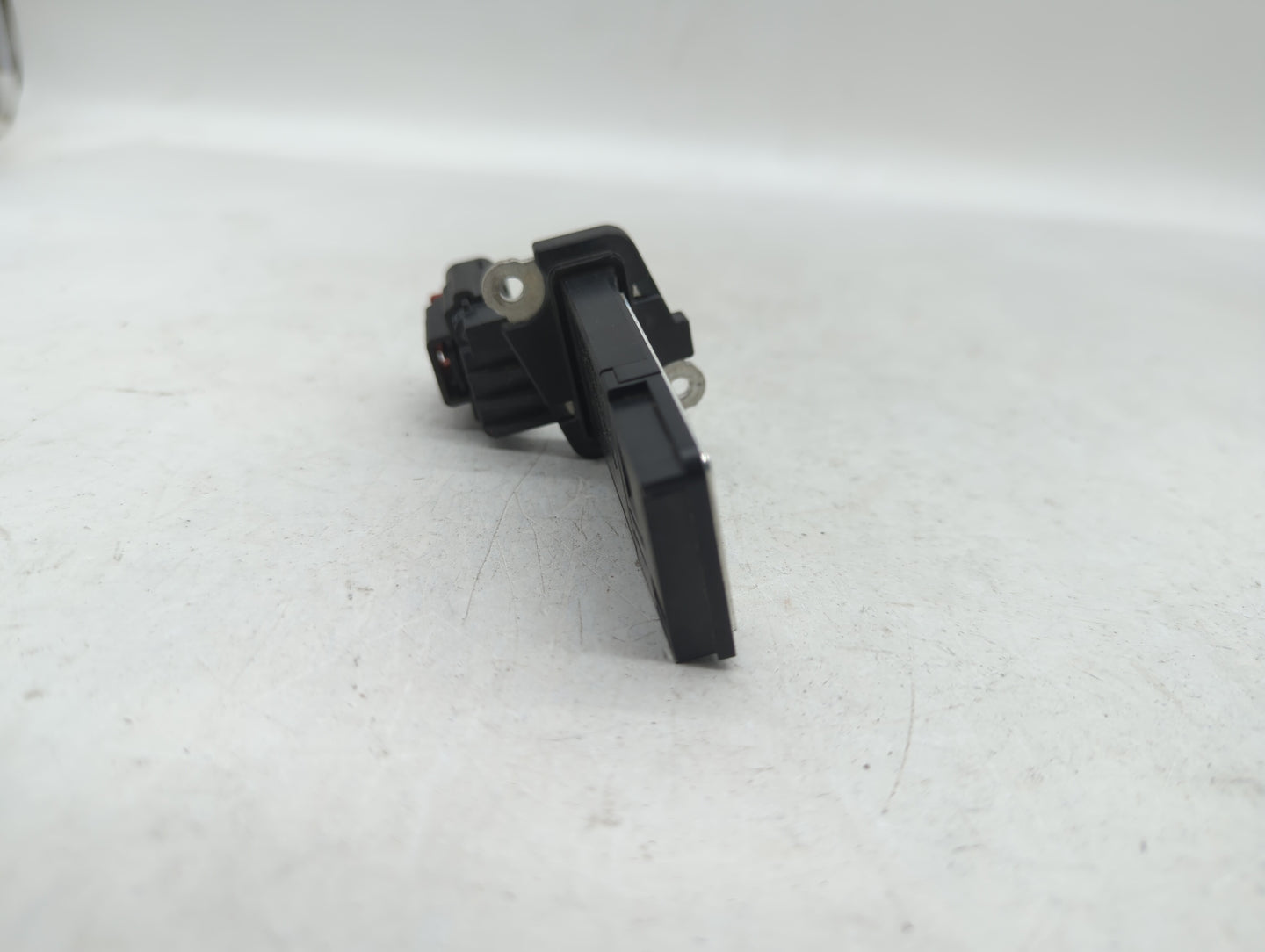 2014-2019 Gmc Sierra 1500 Mass Air Flow Meter Maf - Oemusedautoparts1.com