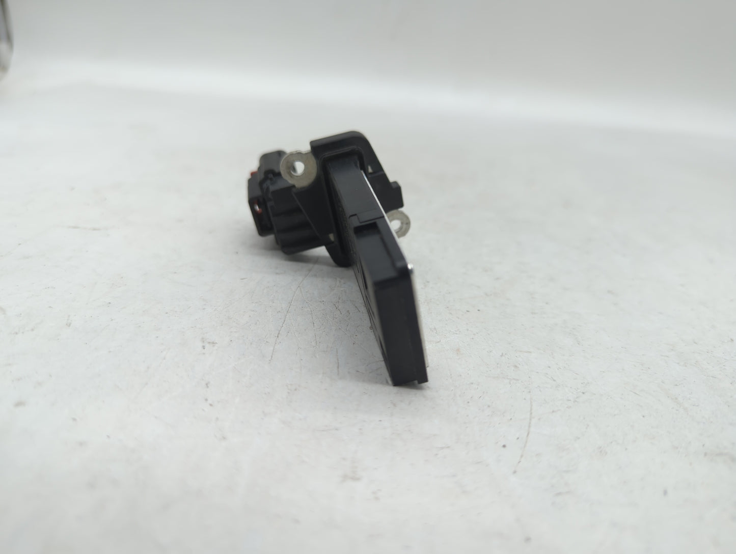 2014-2019 Gmc Sierra 1500 Mass Air Flow Meter Maf - Oemusedautoparts1.com