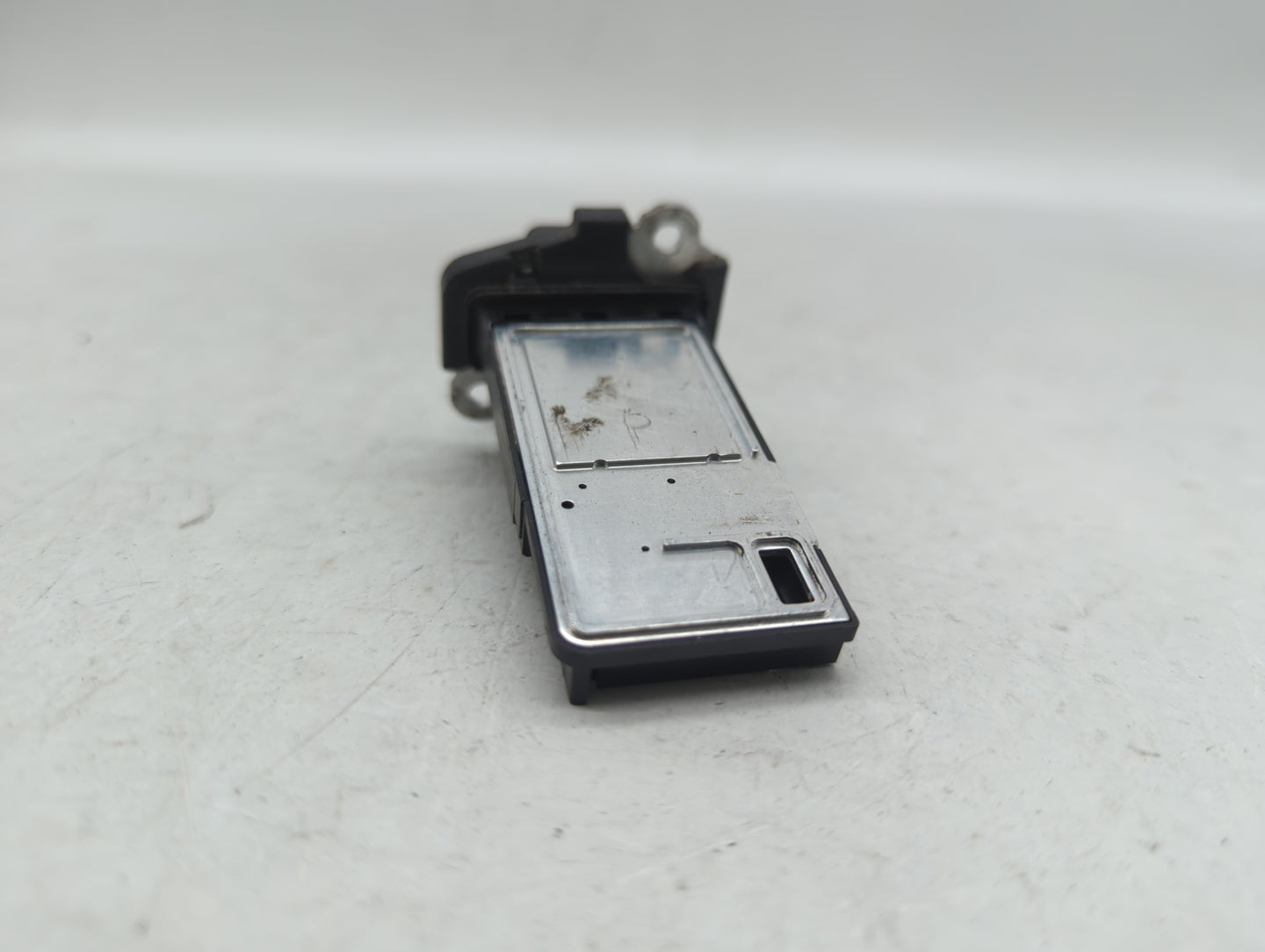 2014-2019 Gmc Sierra 1500 Mass Air Flow Meter Maf - Oemusedautoparts1.com