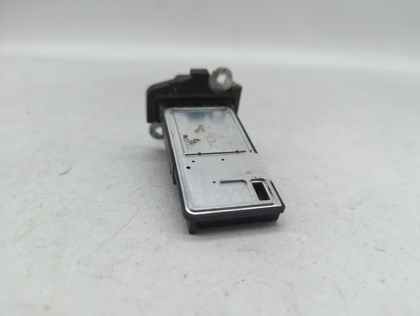 2014-2019 Gmc Sierra 1500 Mass Air Flow Meter Maf - Oemusedautoparts1.com