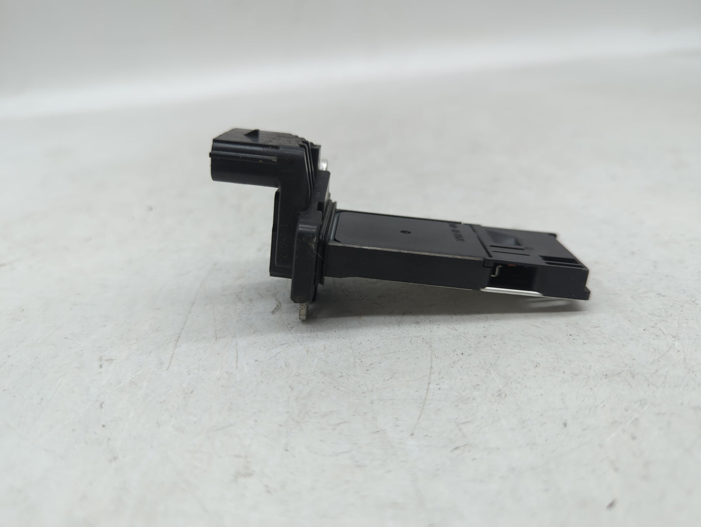 2014-2019 Gmc Sierra 1500 Mass Air Flow Meter Maf - Oemusedautoparts1.com