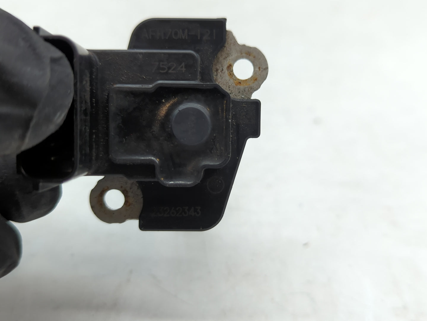 2014-2019 Gmc Sierra 1500 Mass Air Flow Meter Maf - Oemusedautoparts1.com