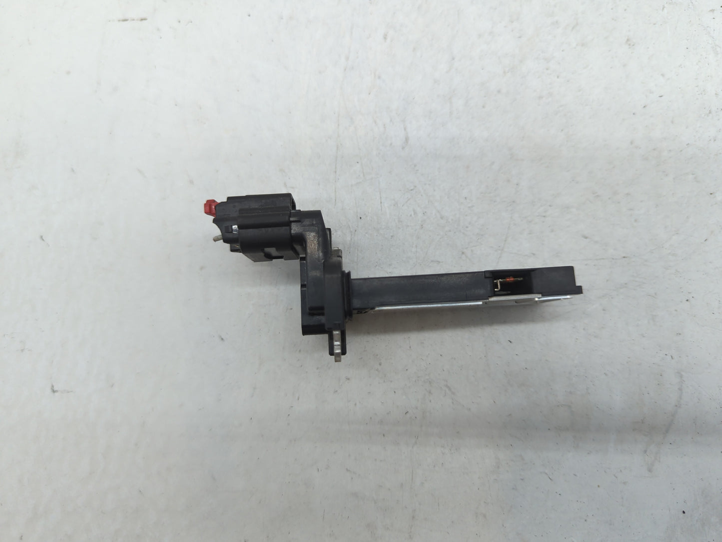 2014-2019 Gmc Sierra 1500 Mass Air Flow Meter Maf - Oemusedautoparts1.com