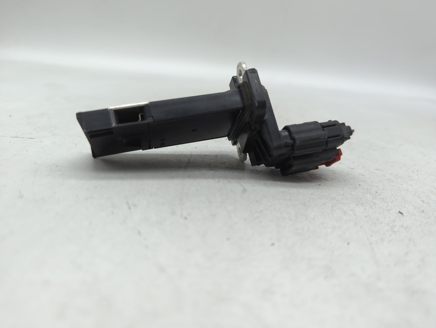 2014-2019 Gmc Sierra 1500 Mass Air Flow Meter Maf - Oemusedautoparts1.com