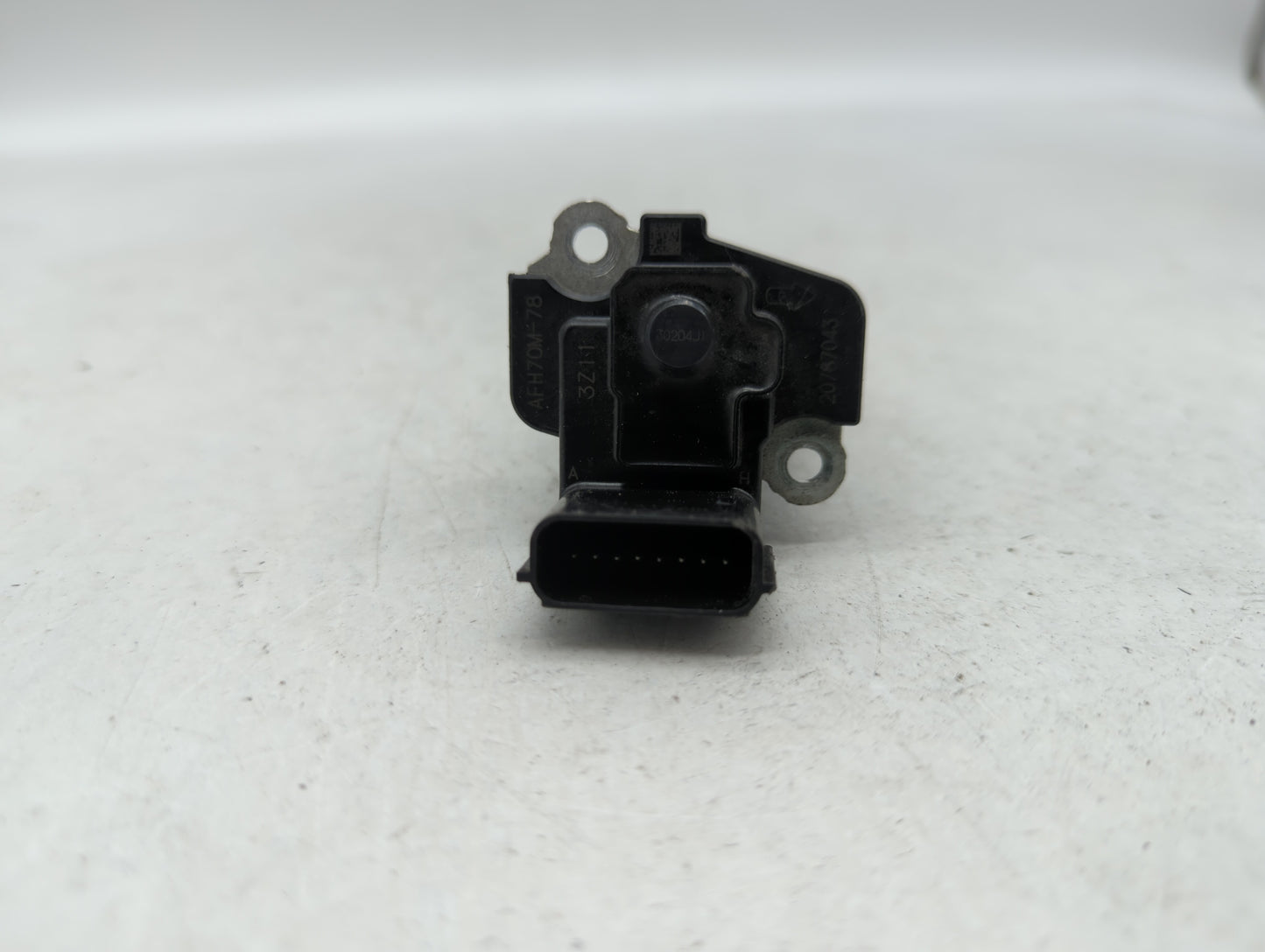 2014-2019 Gmc Sierra 1500 Mass Air Flow Meter Maf - Oemusedautoparts1.com