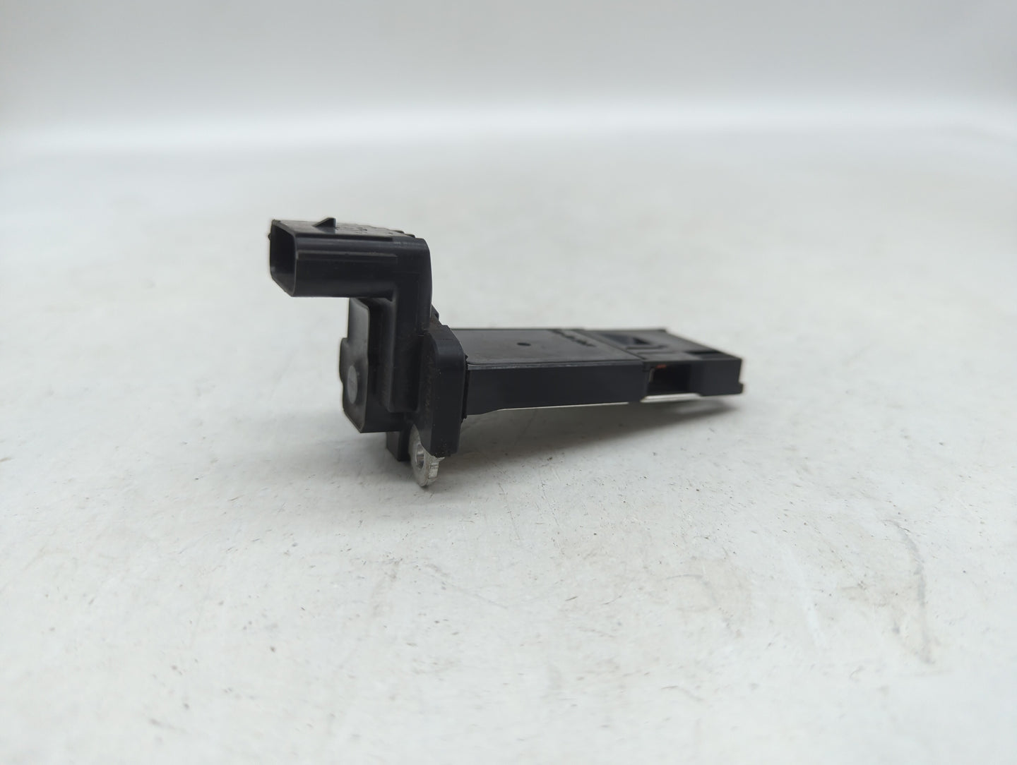 2014-2019 Gmc Sierra 1500 Mass Air Flow Meter Maf - Oemusedautoparts1.com