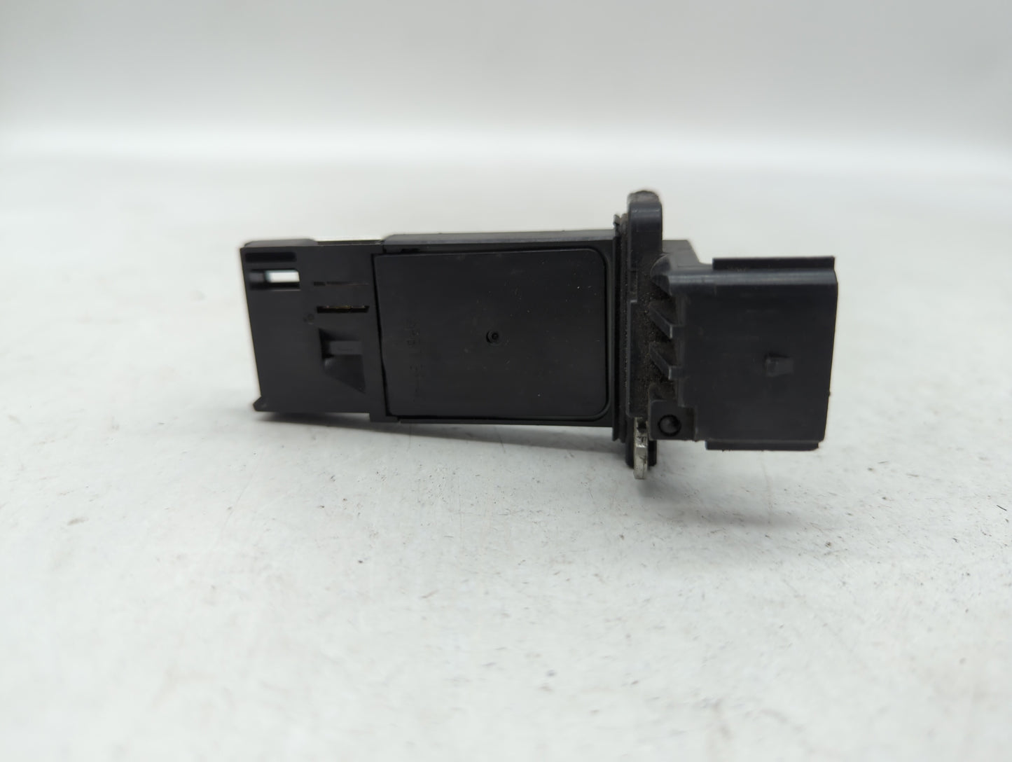 2014-2019 Gmc Sierra 1500 Mass Air Flow Meter Maf - Oemusedautoparts1.com