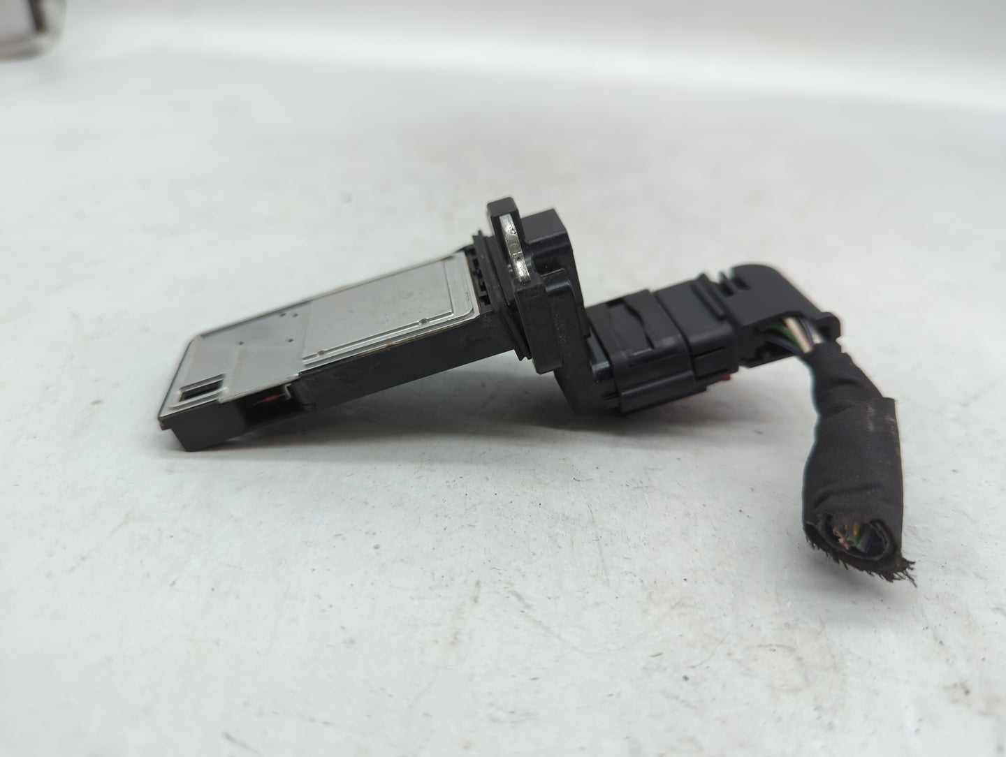 2014-2019 Gmc Sierra 1500 Mass Air Flow Meter Maf - Oemusedautoparts1.com