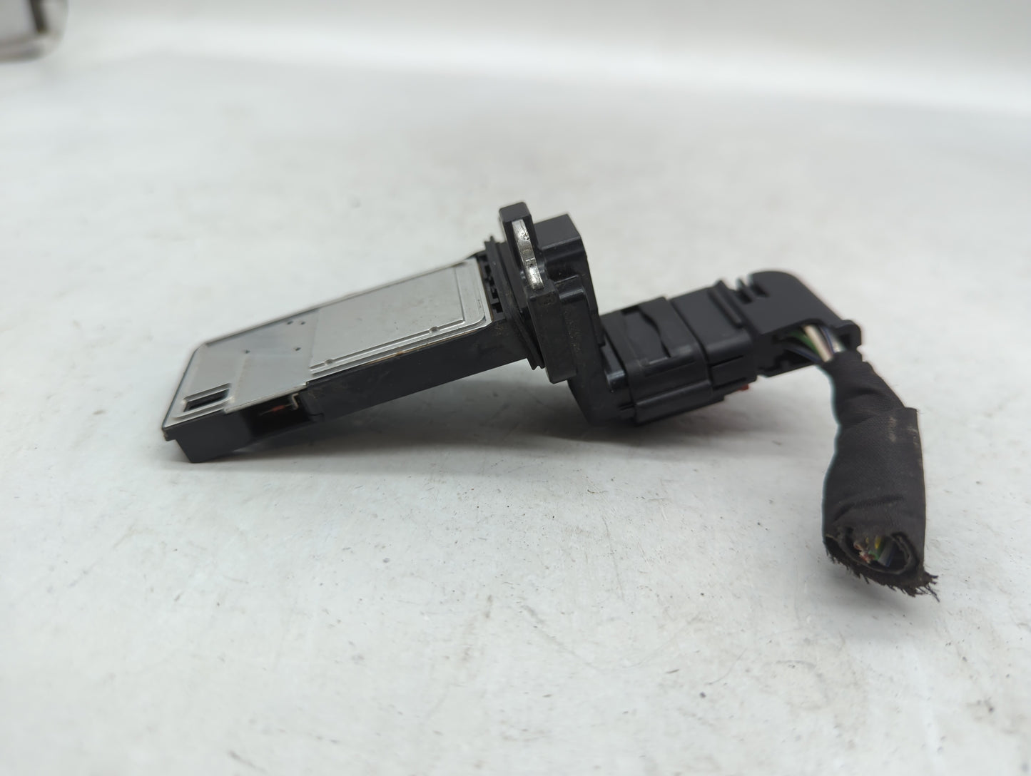 2014-2019 Gmc Sierra 1500 Mass Air Flow Meter Maf - Oemusedautoparts1.com