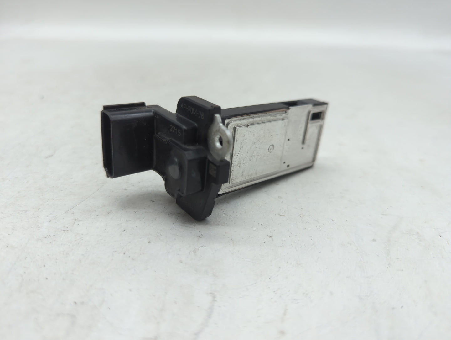 2014-2019 Gmc Sierra 1500 Mass Air Flow Meter Maf - Oemusedautoparts1.com