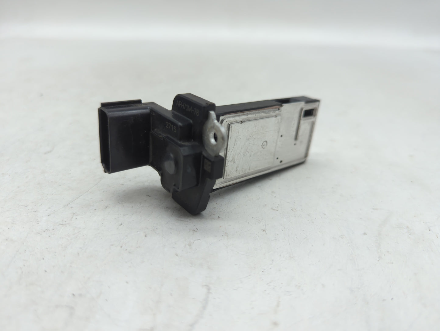 2014-2019 Gmc Sierra 1500 Mass Air Flow Meter Maf - Oemusedautoparts1.com