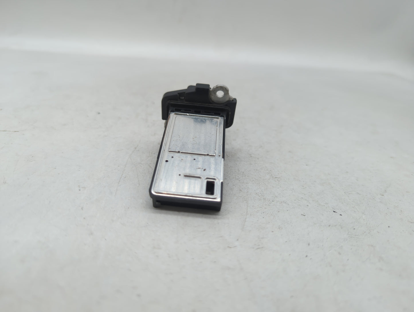2014-2019 Gmc Sierra 1500 Mass Air Flow Meter Maf - Oemusedautoparts1.com