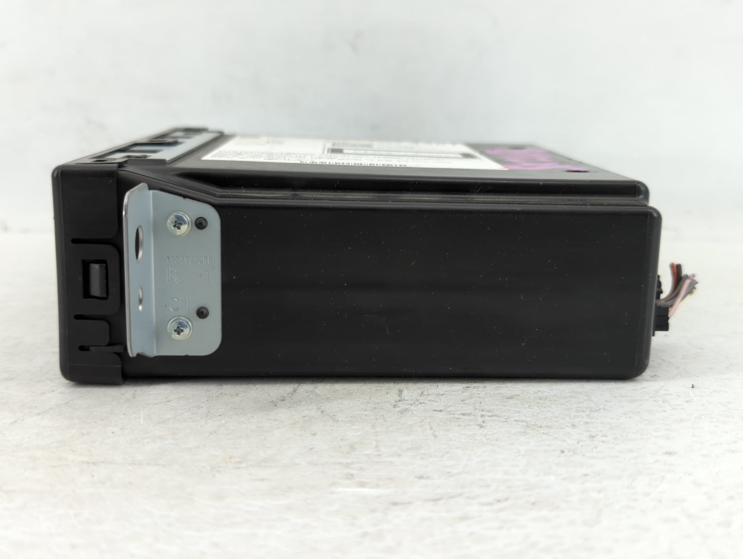 2015-2019 Gmc Sierra 1500 Radio AM FM Cd Player Receiver Replacement P/N:13594481 Fits Fits 2015 2016 2017 2018 2019 2020 OE