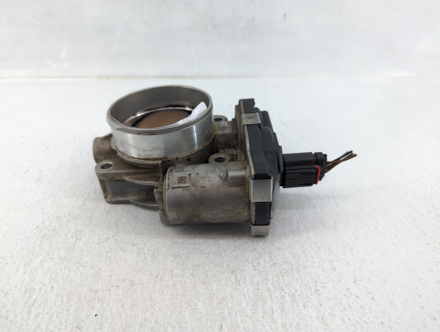 2014-2015 Gmc Sierra 1500 Throttle Body P/N:12632171BA Fits Fits 2014 2015 OEM Used Auto Parts - Oemusedautoparts1.com