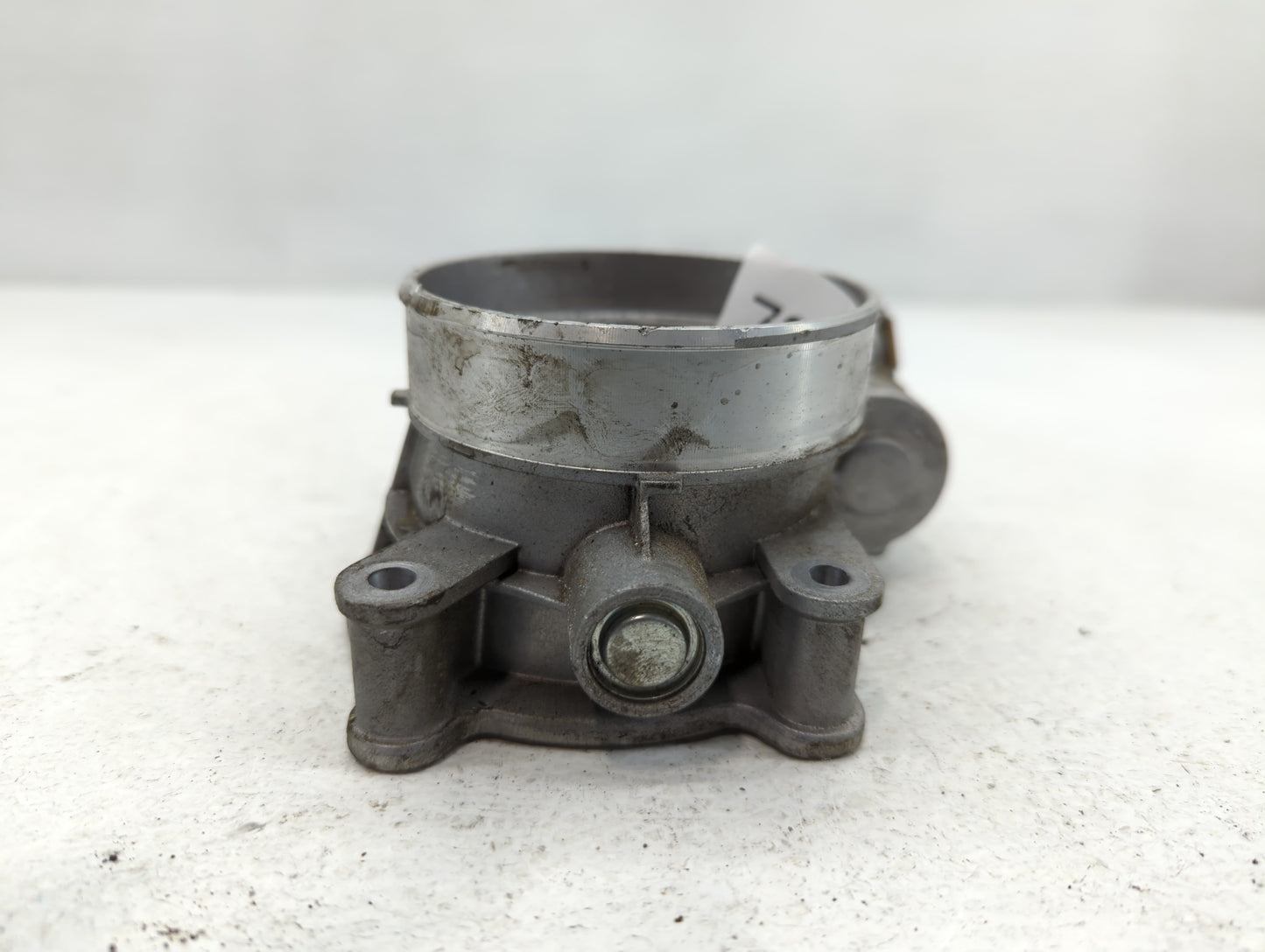 2014-2022 Gmc Sierra 1500 Throttle Body P/N:12678224 12617792 Fits Fits 2014 2015 2016 2017 2018 2019 2020 2021 2022 OEM Use