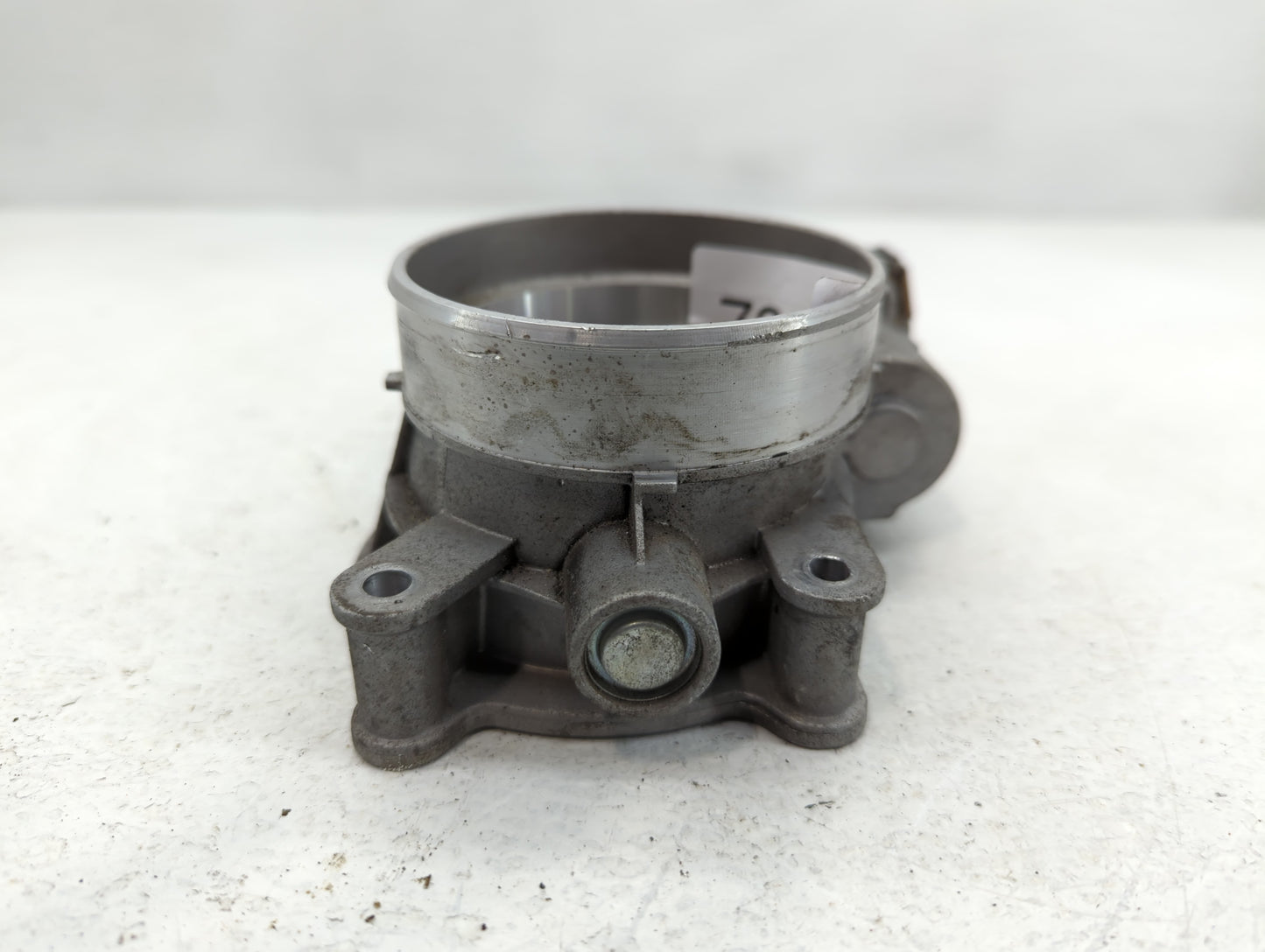 2014-2022 Gmc Sierra 1500 Throttle Body P/N:12617792 Fits Fits 2014 2015 2016 2017 2018 2019 2020 2021 2022 OEM Used Auto Pa