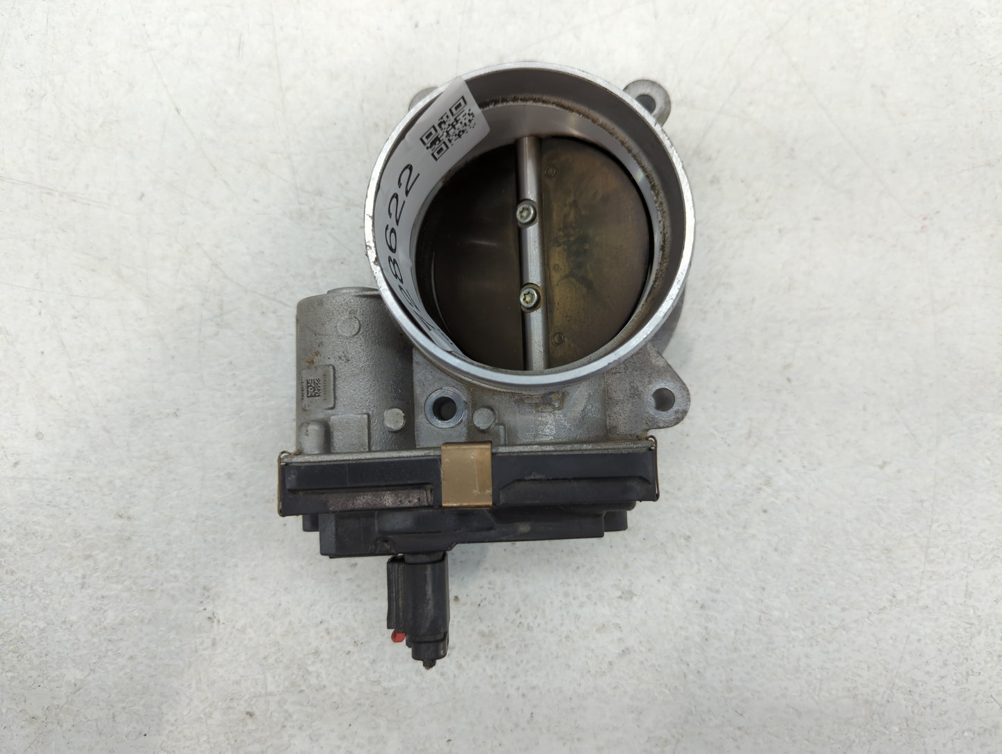 2014-2022 Gmc Sierra 1500 Throttle Body P/N:12617792 Fits Fits 2014 2015 2016 2017 2018 2019 2020 2021 2022 OEM Used Auto Pa