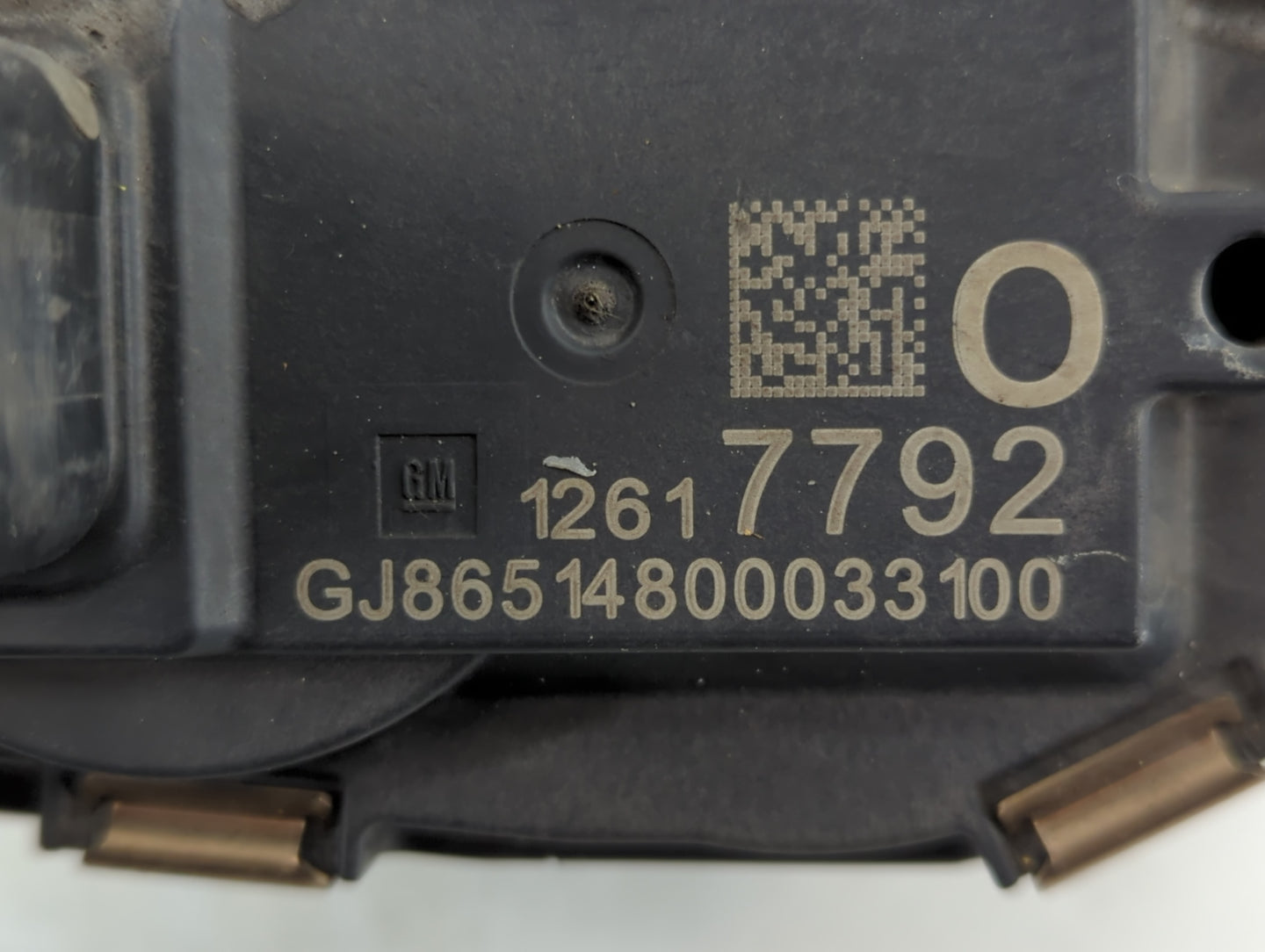 2014-2022 Gmc Sierra 1500 Throttle Body P/N:12617792 Fits Fits 2014 2015 2016 2017 2018 2019 2020 2021 2022 OEM Used Auto Pa