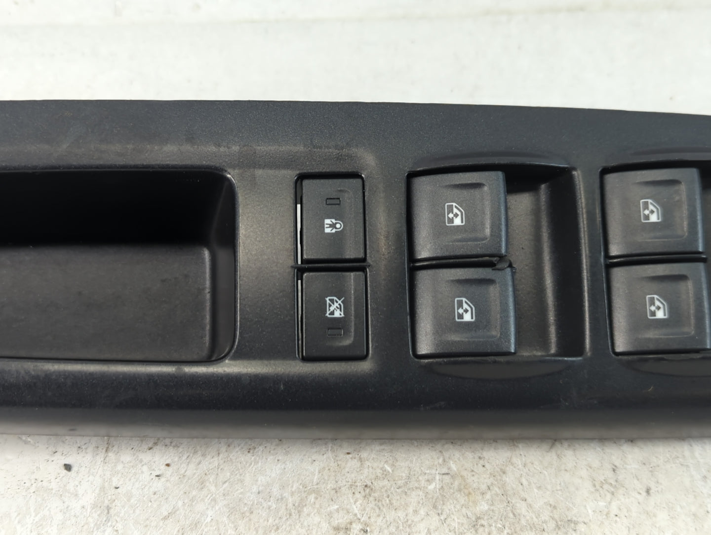 2014-2019 Gmc Sierra 1500 Master Power Window Switch Replacement Driver Side Left P/N:23427098 Fits OEM Used Auto Parts - Oe