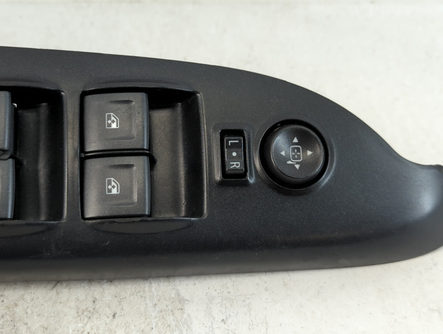 2014-2019 Gmc Sierra 1500 Master Power Window Switch Replacement Driver Side Left P/N:23427098 Fits OEM Used Auto Parts - Oe