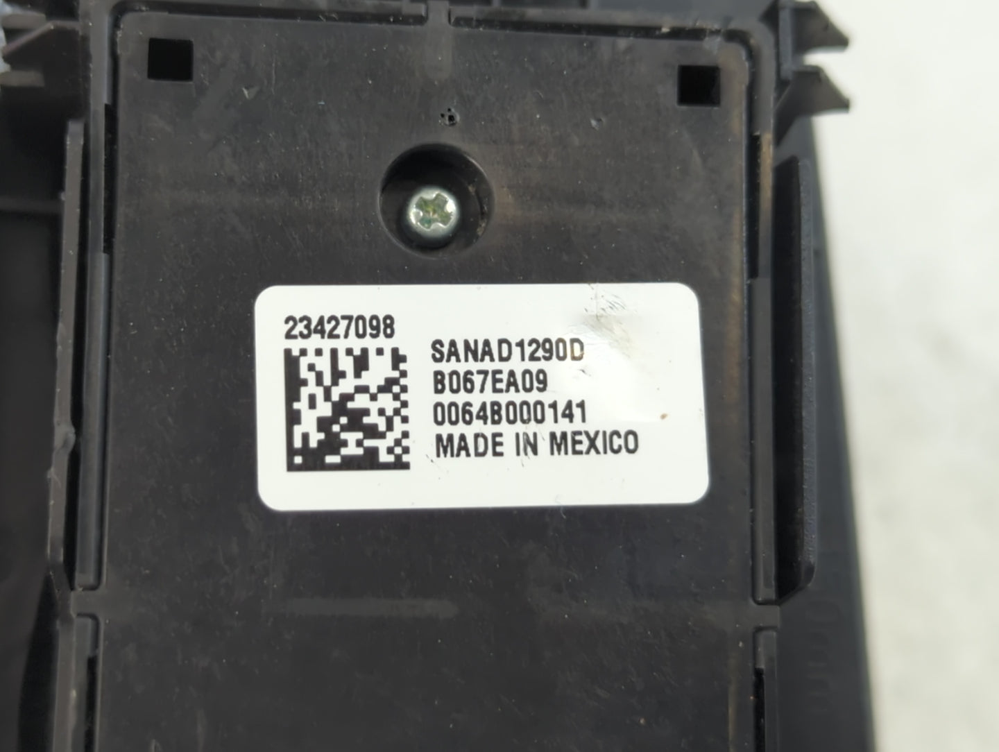 2014-2019 Gmc Sierra 1500 Master Power Window Switch Replacement Driver Side Left P/N:23427098 Fits OEM Used Auto Parts - Oe