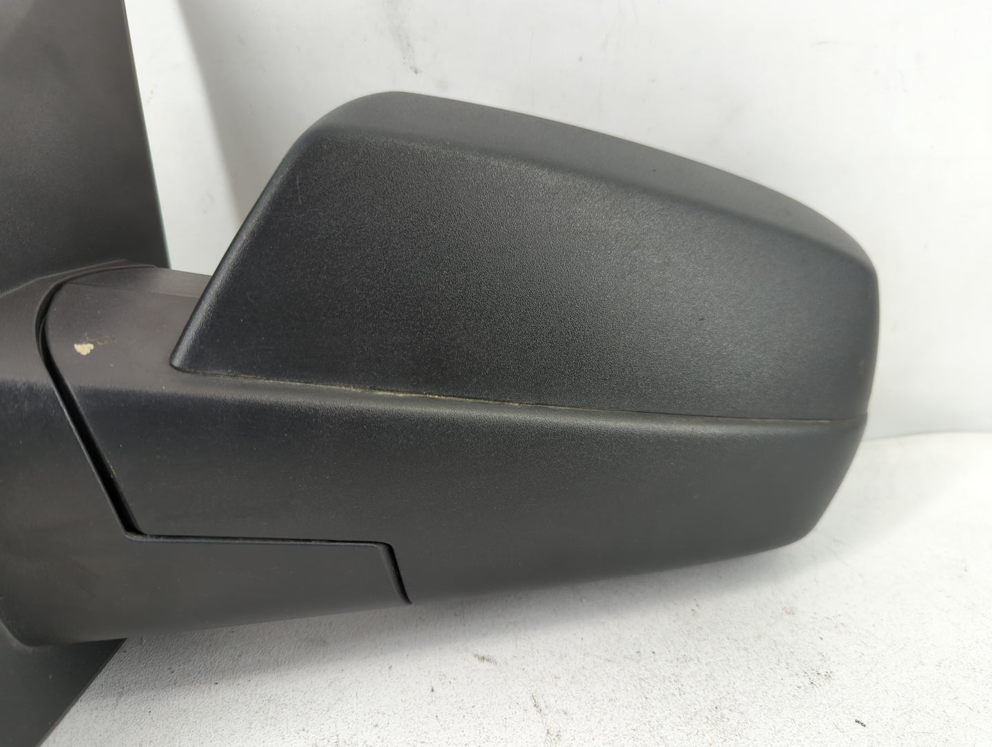2014-2019 Gmc Sierra 1500 Driver Side View Mirror - Left Door Mirror OEM Used - Oemusedautoparts1.com