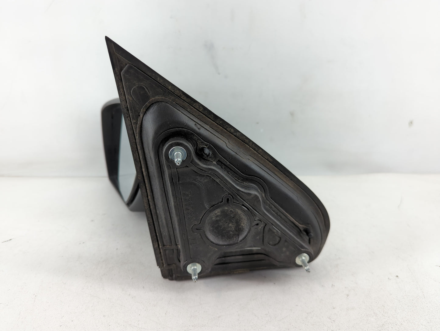 2014-2019 Gmc Sierra 1500 Driver Side View Mirror - Left Door Mirror OEM Used - Oemusedautoparts1.com
