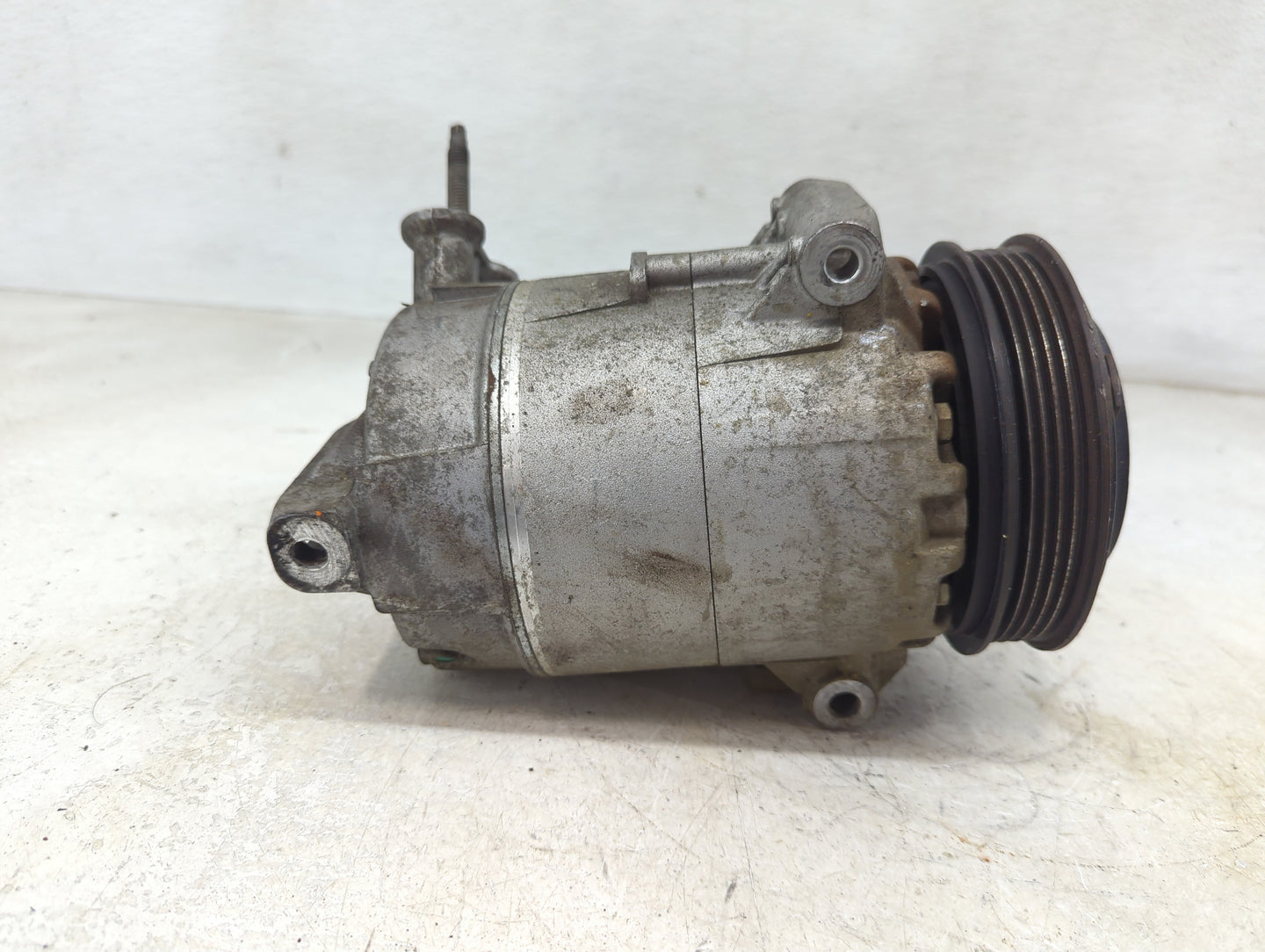 2014-2019 Gmc Sierra 1500 Air Conditioning A/c Ac Compressor Oem - Oemusedautoparts1.com