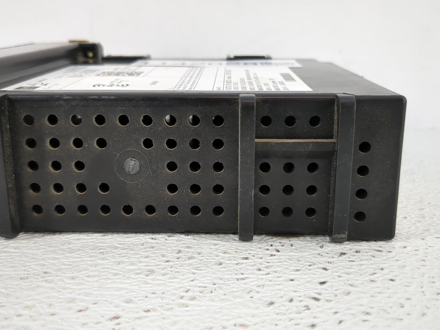 2015 Gmc Sierra 2500 Radio AM FM Cd Player Receiver Replacement P/N:13596607 Fits Fits 2013 2014 OEM Used Auto Parts - Oemus