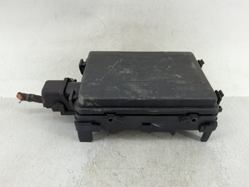 2017-2019 Gmc Sierra 2500 Fusebox Fuse Box Panel Relay Module Fits Fits 2017 2018 2019 OEM Used Auto Parts - Oemusedautopart