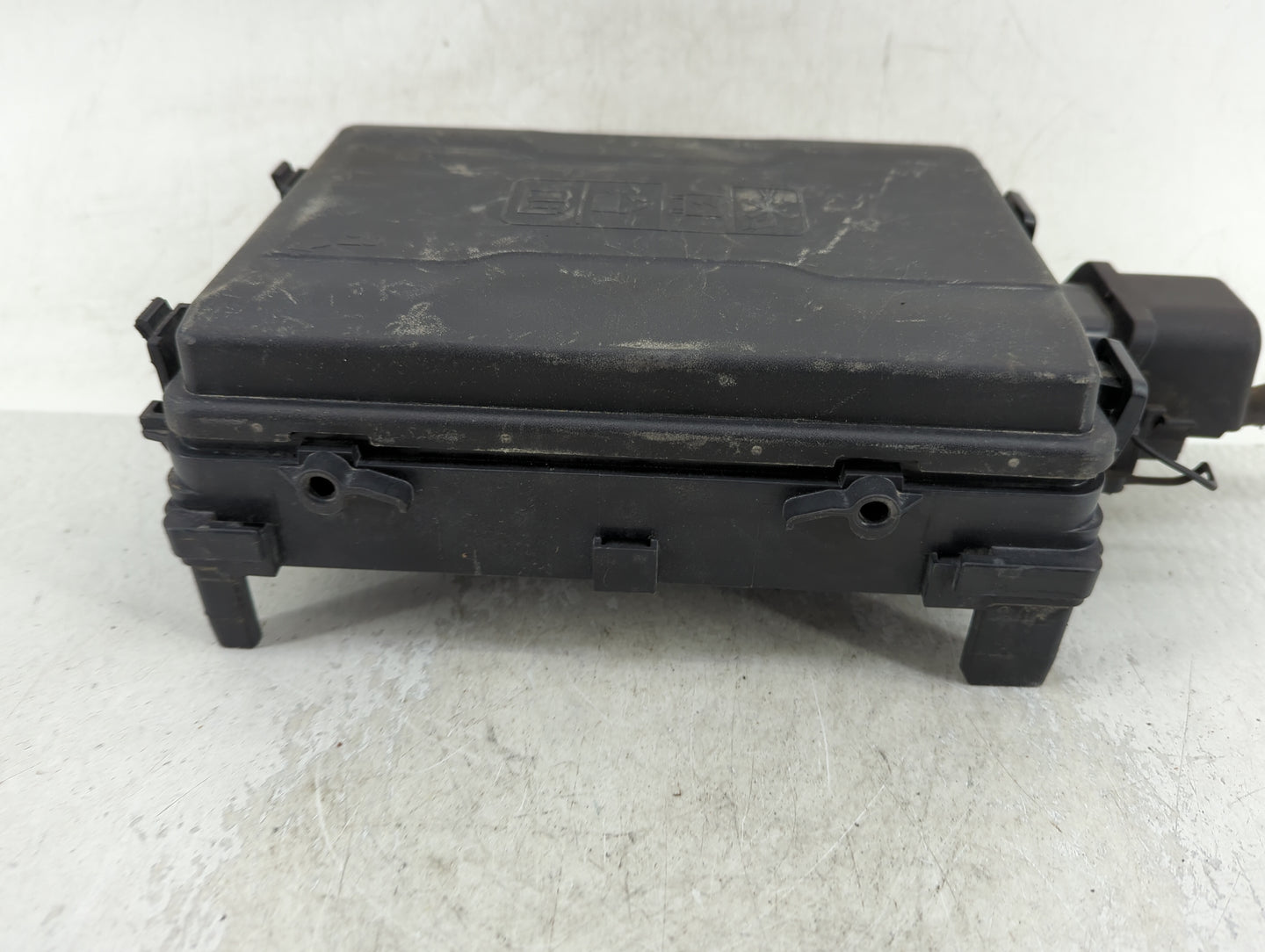 2017-2019 Gmc Sierra 2500 Fusebox Fuse Box Panel Relay Module Fits Fits 2017 2018 2019 OEM Used Auto Parts - Oemusedautopart