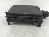 2017-2019 Gmc Sierra 2500 Fusebox Fuse Box Panel Relay Module Fits Fits 2017 2018 2019 OEM Used Auto Parts - Oemusedautopart