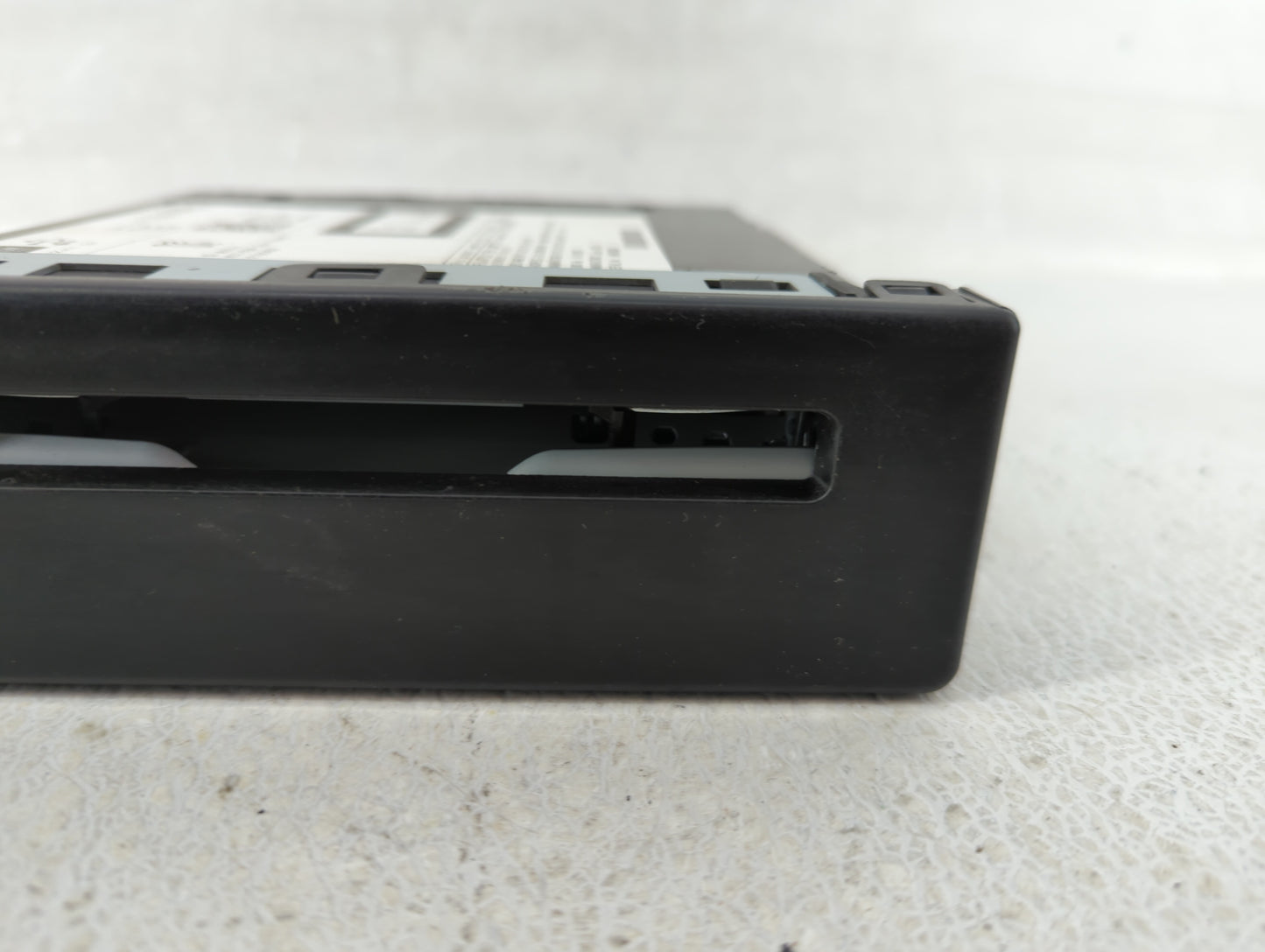 2015-2019 Gmc Sierra 2500 Radio AM FM Cd Player Receiver Replacement P/N:13594481 Fits Fits 2015 2016 2017 2018 2019 2020 OE