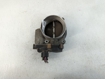2009-2015 Gmc Sierra 2500 Throttle Body P/N:RME87-3C9992 Fits Fits 2009 2010 2011 2012 2013 2014 2015 OEM Used Auto Parts - 