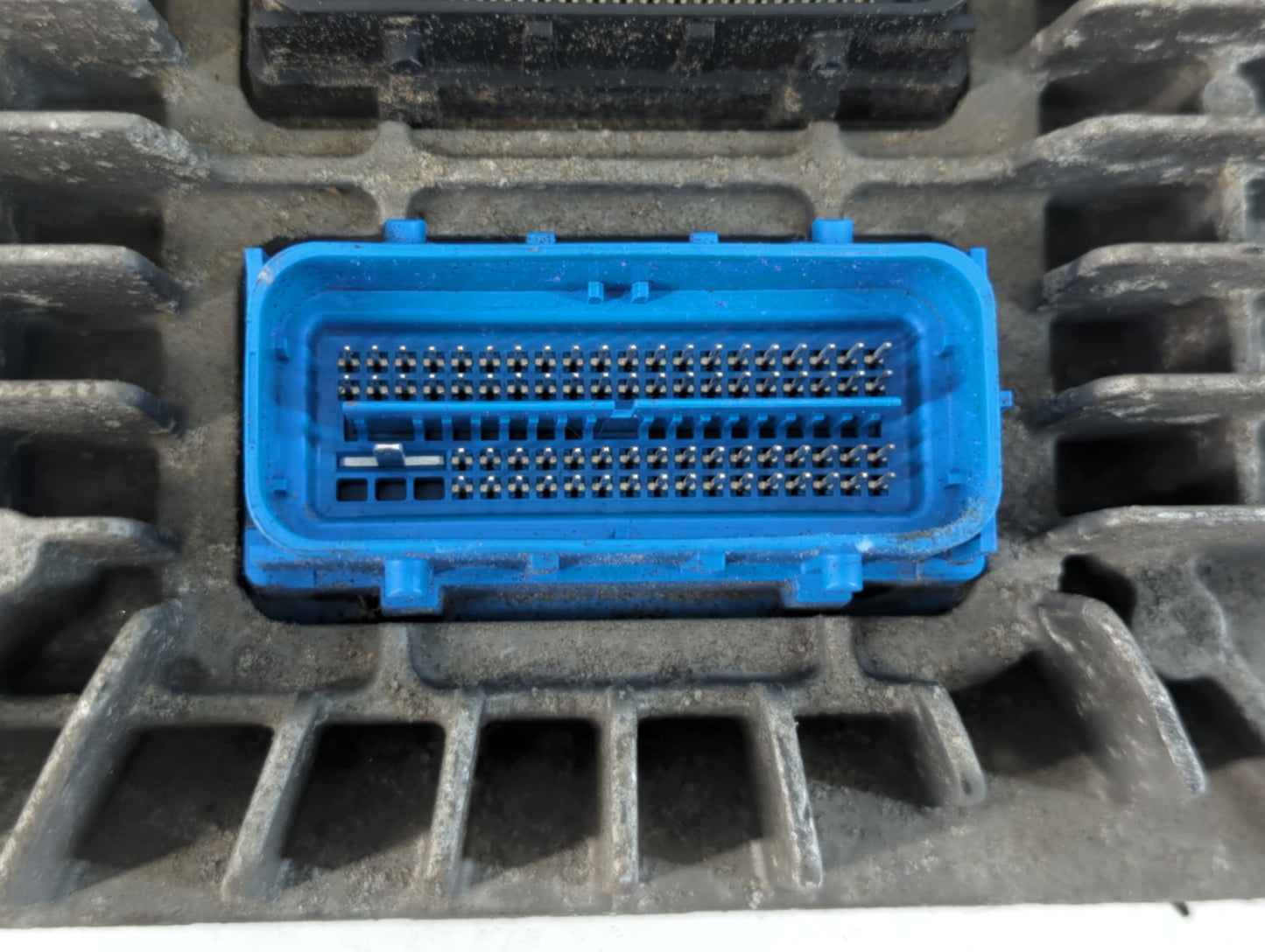 2013-2016 Gmc Terrain PCM Engine Control Computer ECU ECM PCU OEM P/N:12651807 Fits Fits 2013 2014 2015 2016 OEM Used Auto P