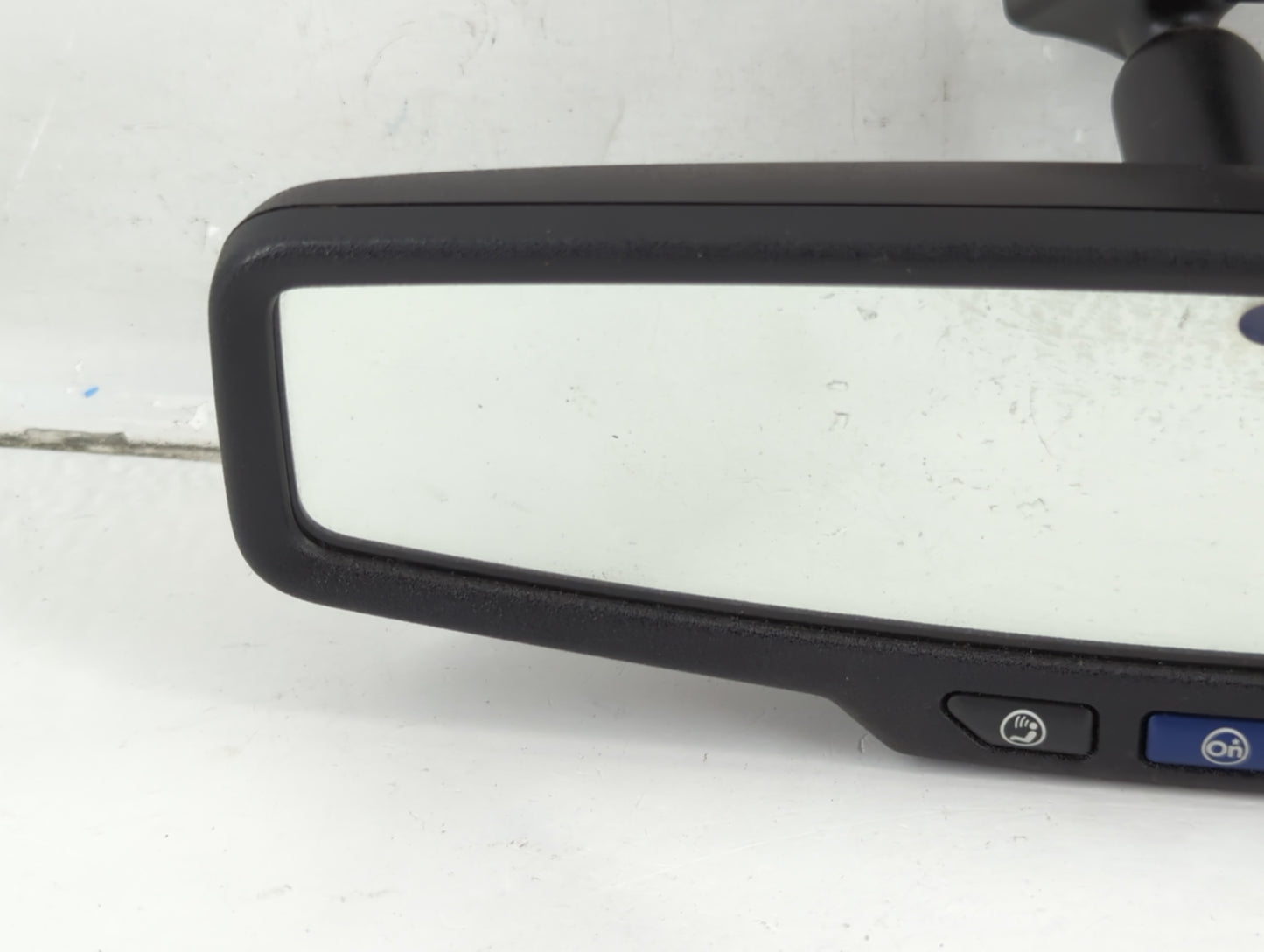 2010-2017 Gmc Terrain Interior Rear View Mirror Replacement OEM P/N:E11026538 Fits OEM Used Auto Parts - Oemusedautoparts1.c