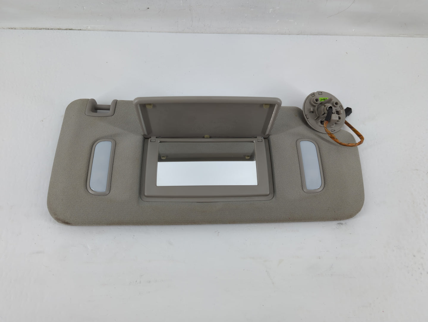 2010-2017 Gmc Terrain Sun Visor Shade Replacement Passenger Right Mirror Fits Fits 2010 2011 2012 2013 2014 2015 2016 2017 O