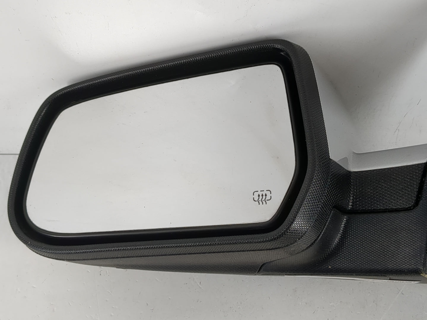 2015-2017 Gmc Terrain Driver Side View Mirror - Left Door Mirror OEM Used - Oemusedautoparts1.com
