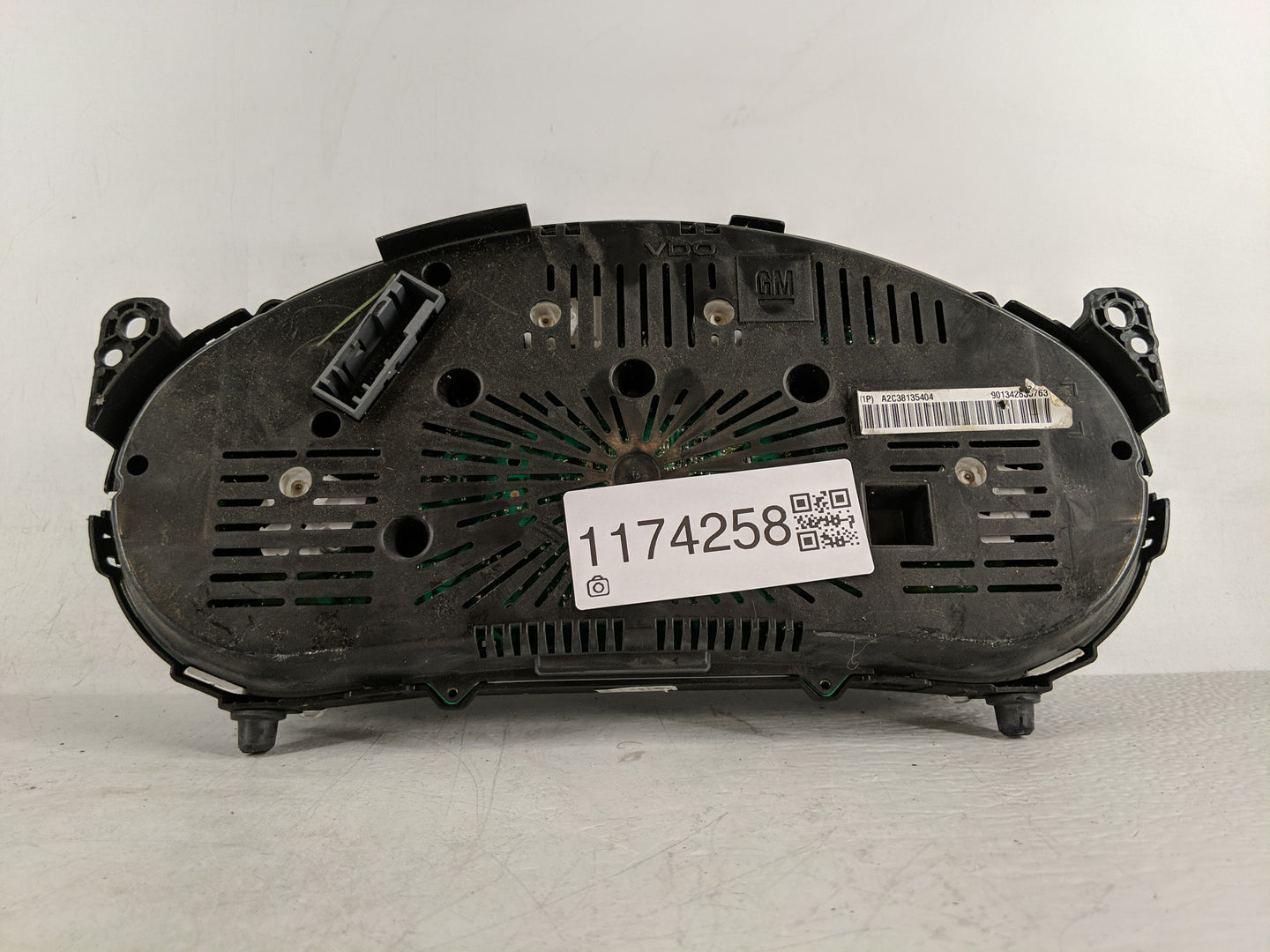 2013-2017 Gmc Terrain Instrument Cluster Speedometer Gauges P/N:23229484 Fits Fits 2013 2014 2015 2016 2017 OEM Used Auto Pa