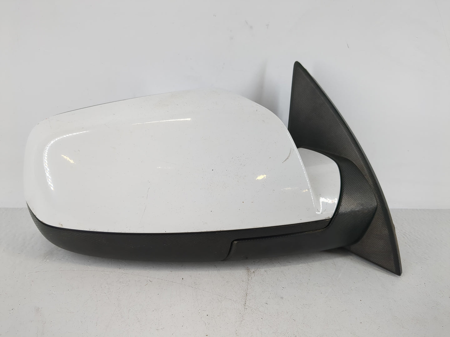 2015-2017 Gmc Terrain Passenger Side View Mirror - Right Door Mirror OEM Used - Oemusedautoparts1.com